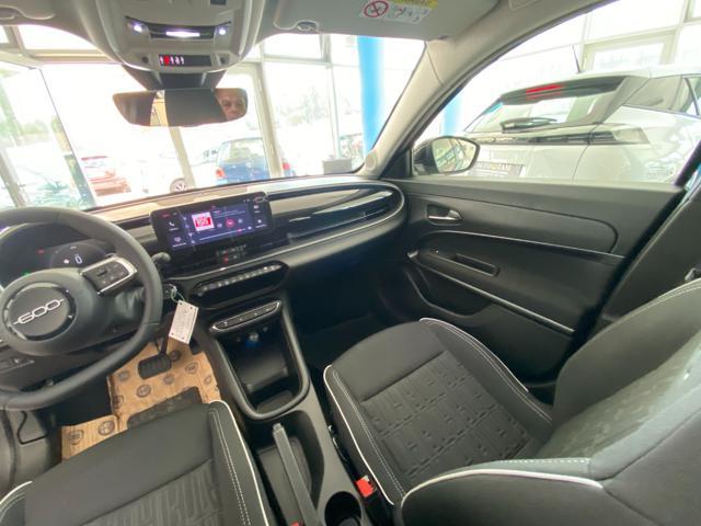 FIAT 600 Hybrid 110 CV DCT MHEV Icon