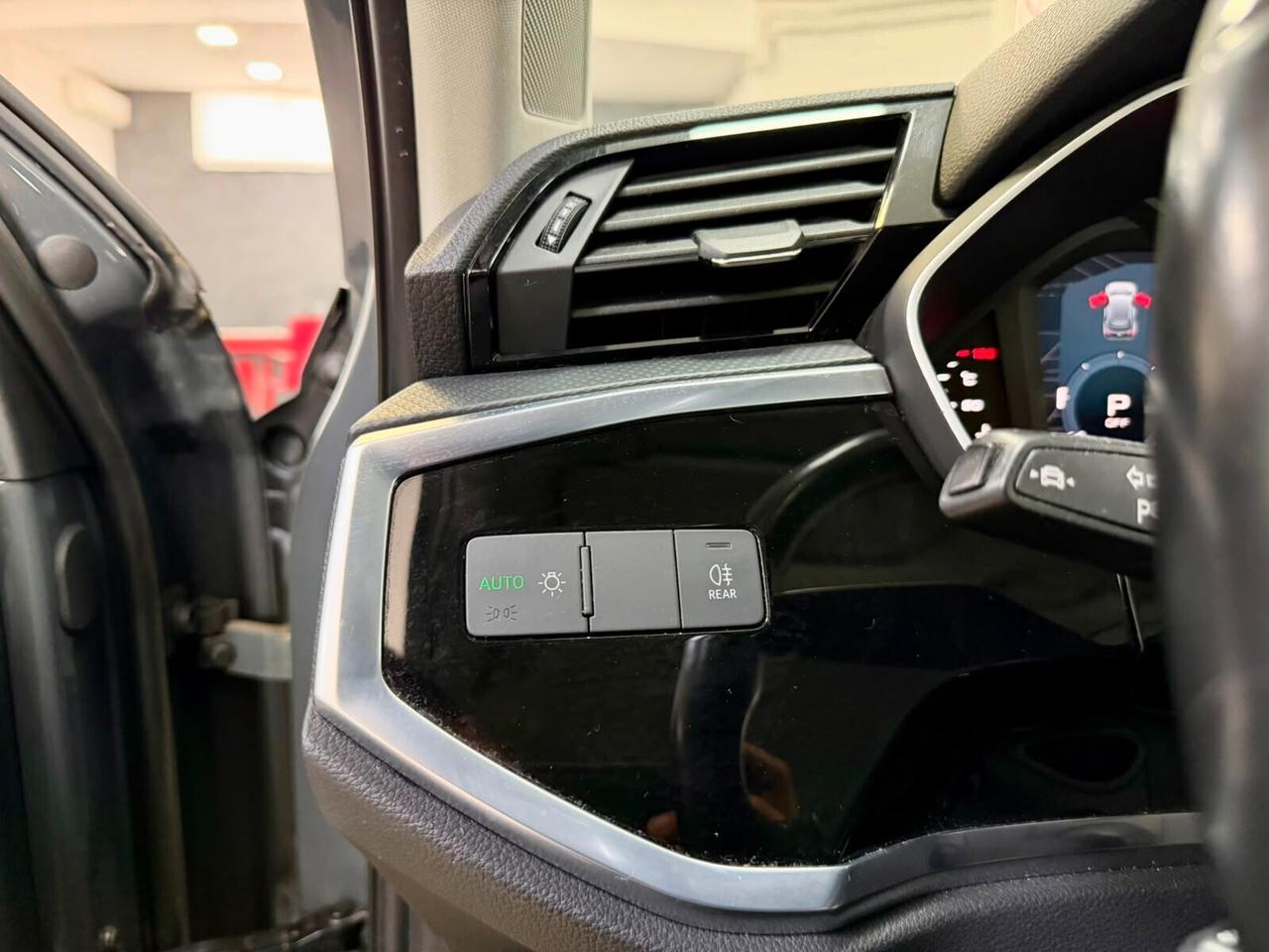 Audi Q3 35 TDI 150cv S tronic Business Advanced