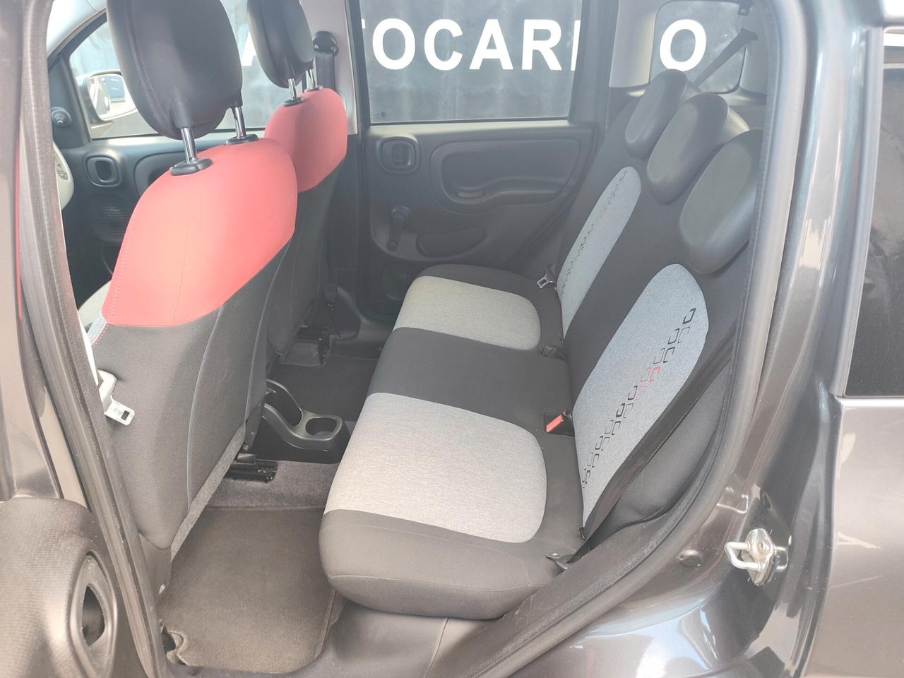 Fiat Panda 1.2 BENZINA Lounge