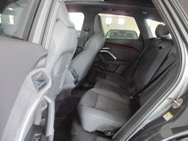 Audi Q5 SUV 2.0 TDI 204CV mHEV+ S-Tronic Quattro S-Line Edition