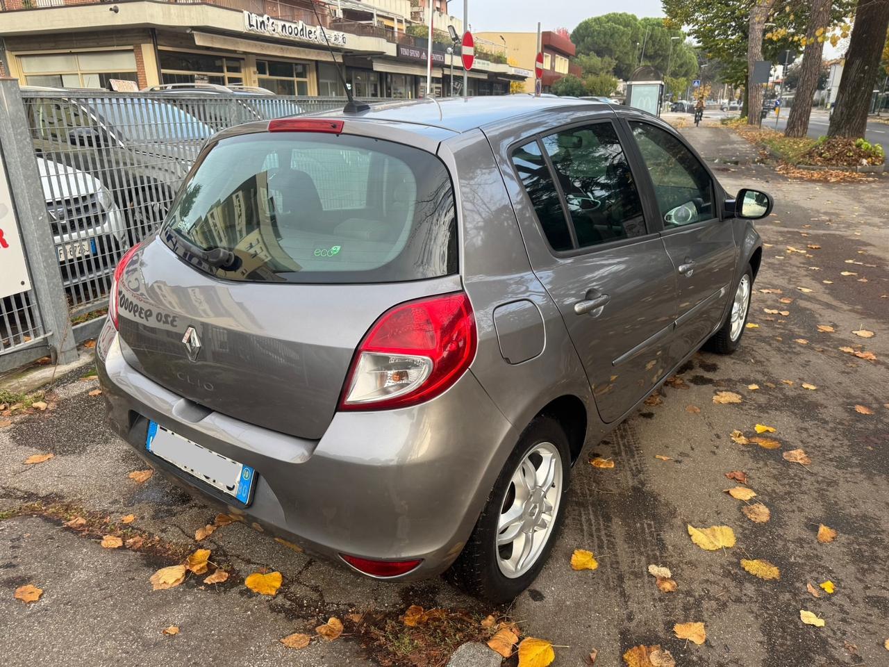 Renault Clio 1.2 16V 5P GPL neopaten garanzia 12 mesi