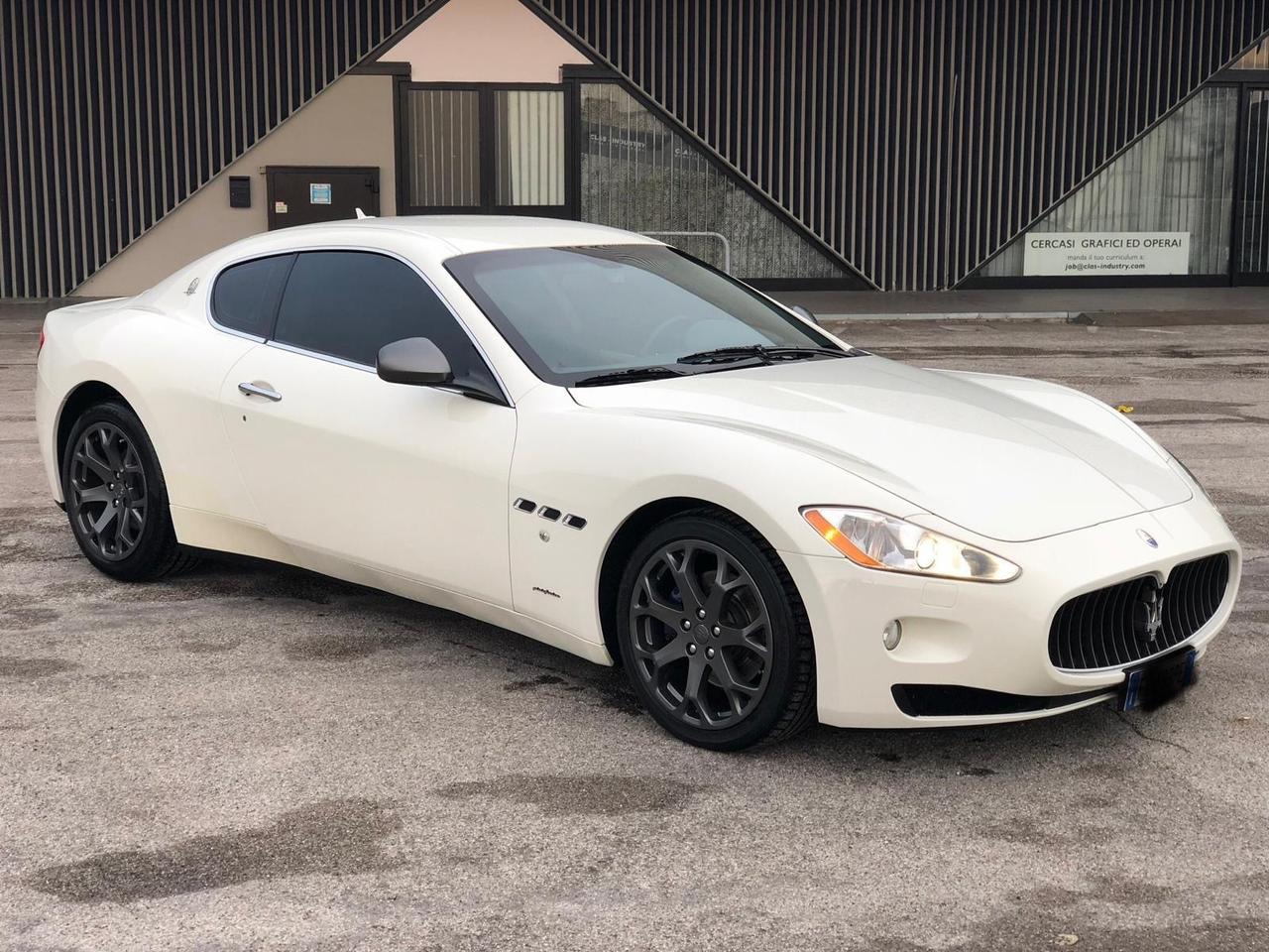 MASERATI GRANTURISMO 4.2 405cv FULL FULL (PERMUTO)