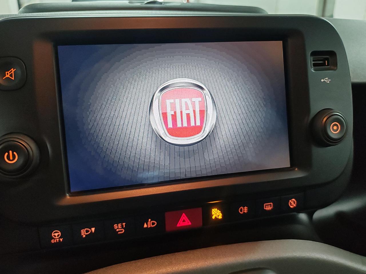 Fiat Panda 1.0 hybrid City Life70cv 5p.ti CARPLAY