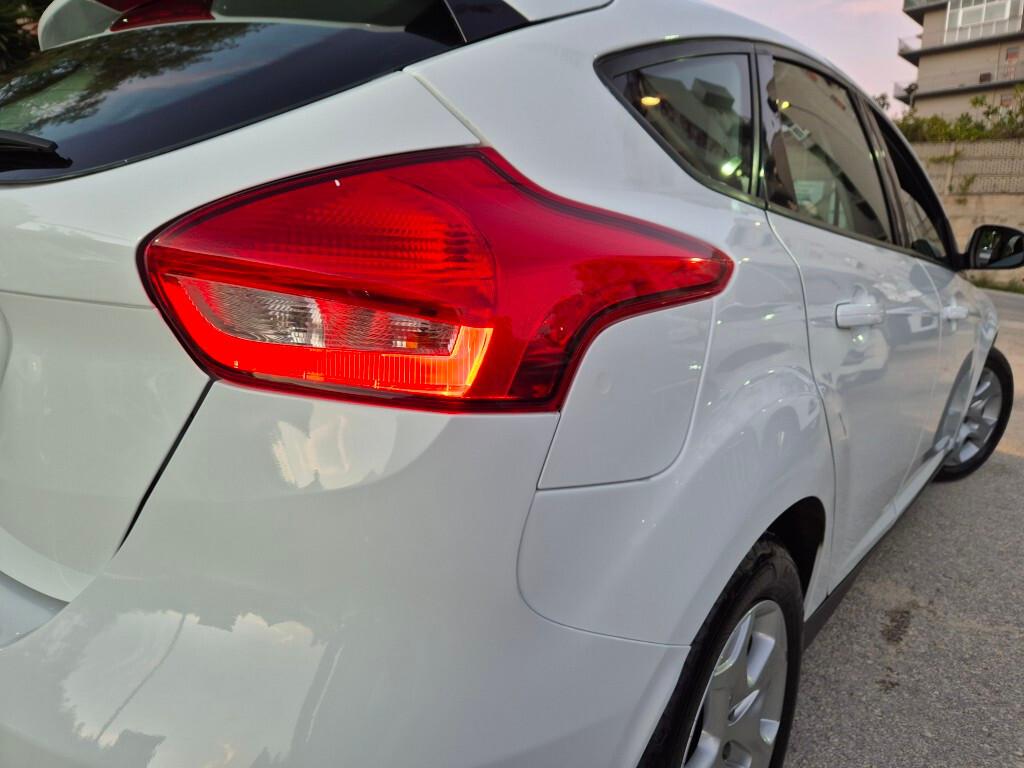 Ford Focus BERLINA 1.5 TDCi Plus euro-6