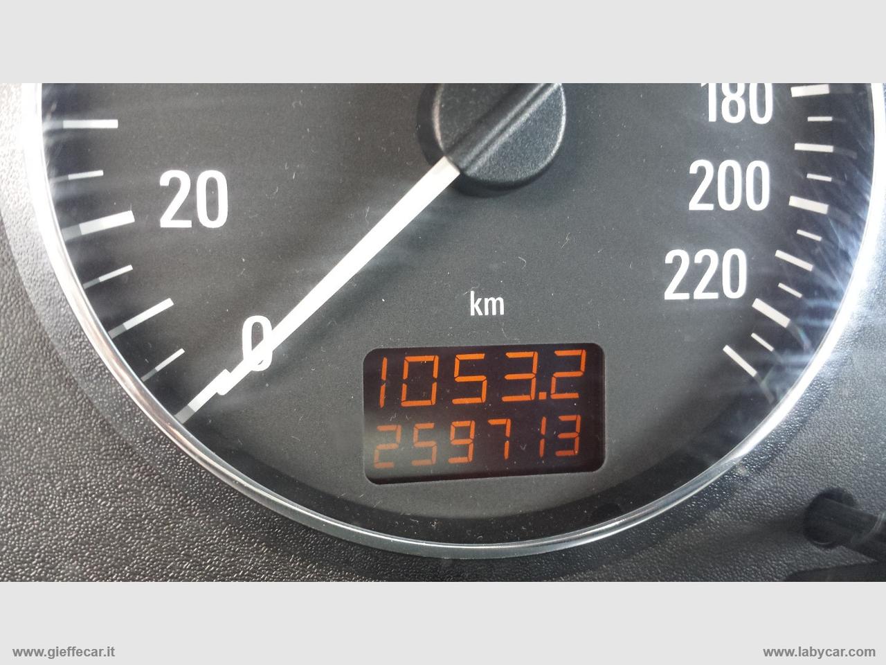 OPEL Zafira 2.0 DTI Elegance 7 POSTI