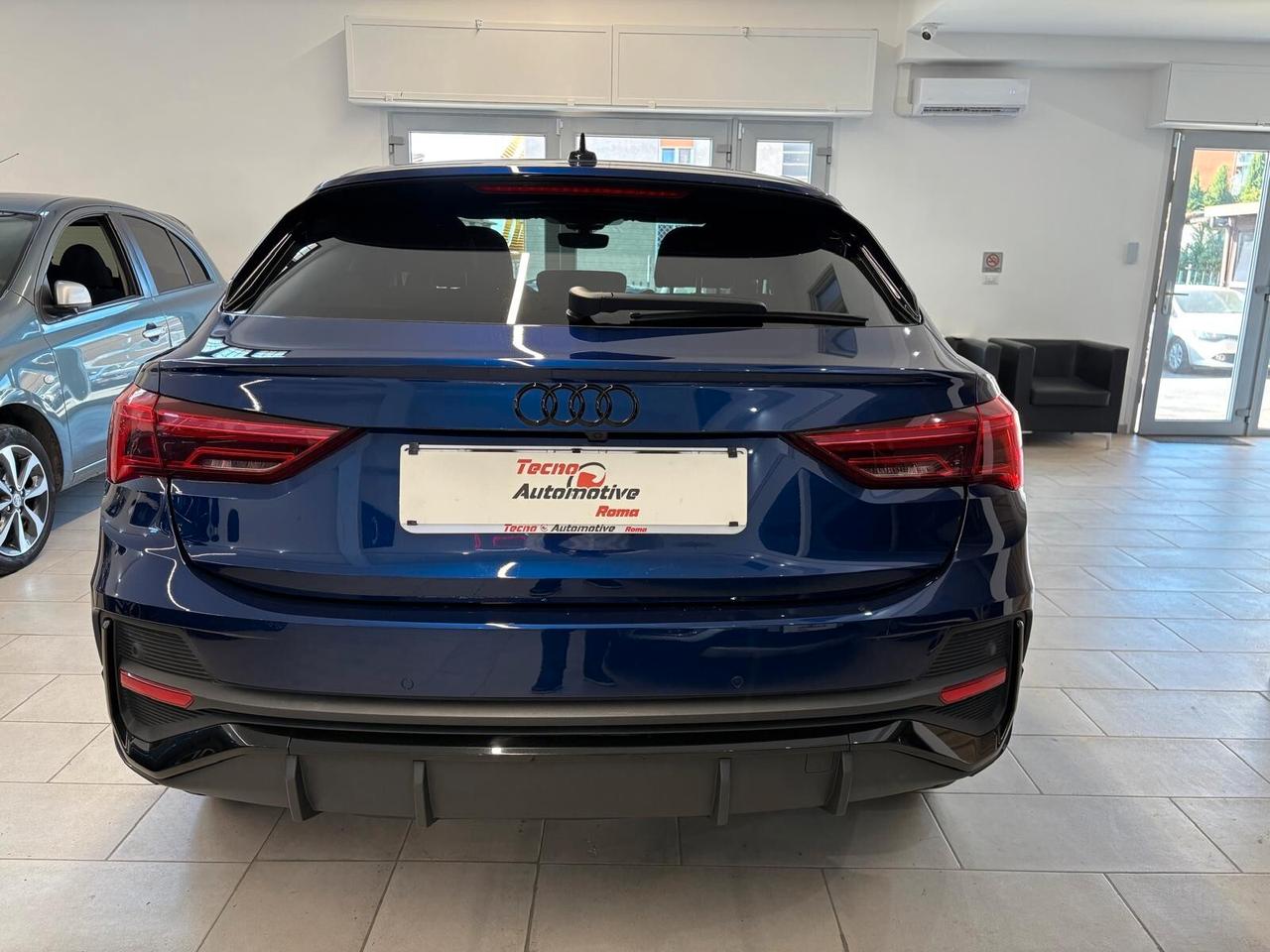 Audi Q3 SPB 35 TDI S tronic line edition Identity Black