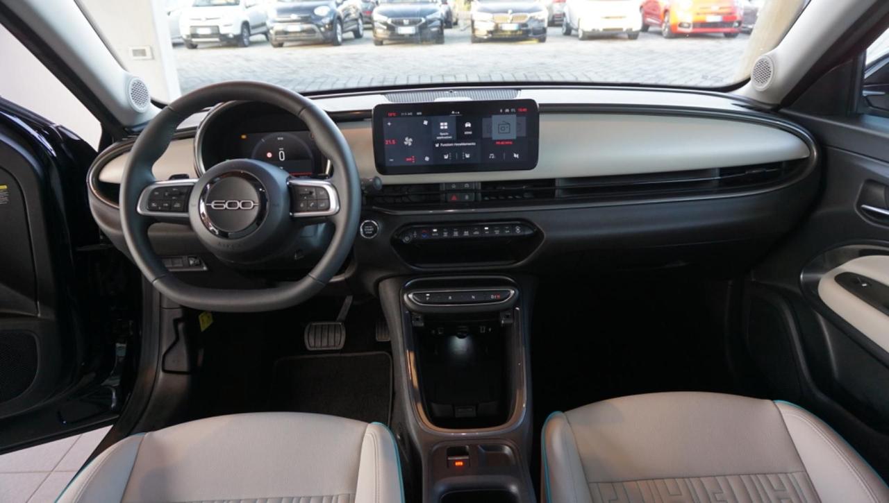 Fiat 600 Hybrid 100 CV DCT MHEV La Prima