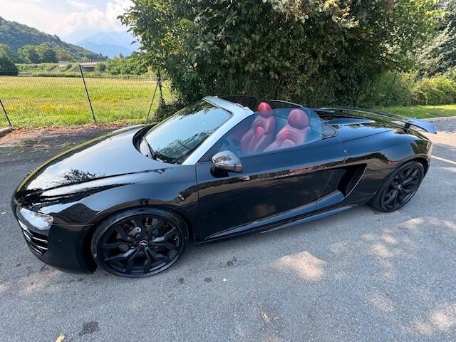 Audi R8 Spyder 4.2 V8 FSI quattro R tronic