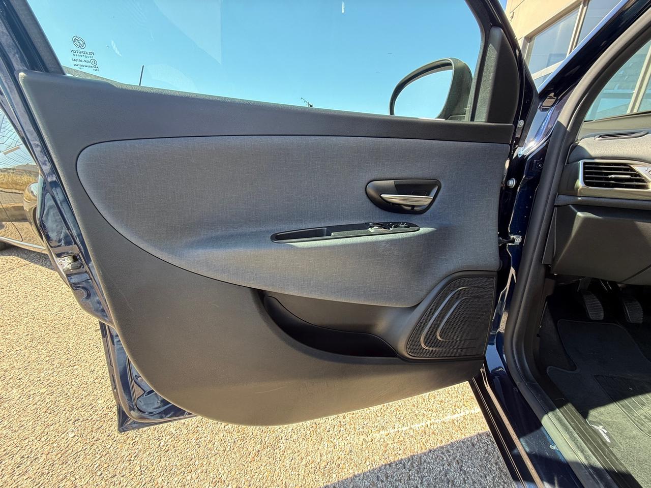 Lancia Ypsilon 1.0 FireFly S&S Hybrid Ecochic my21" IVA ESP.
