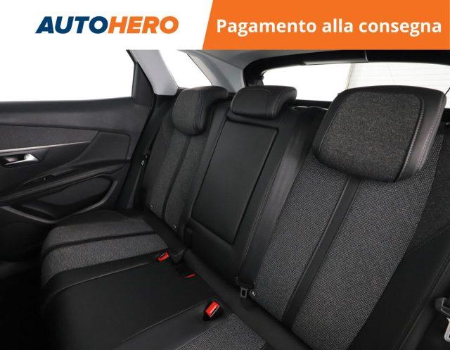 PEUGEOT 3008 BlueHDi 130 S&S EAT8 Allure