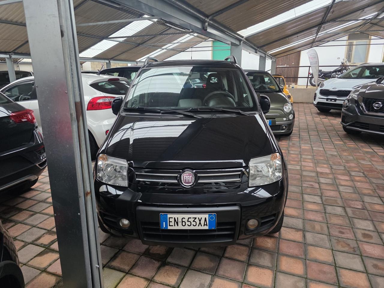Fiat Panda 1.3 MJT 16V DPF 4x4 Climbing
