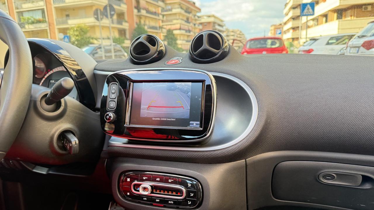 Smart ForTwo 90 0.9 T twinamic cabrio Prime LED NAVI KAMERA BRACCIOLO PELLE CERCHI 16 PDC BLUETOOTH