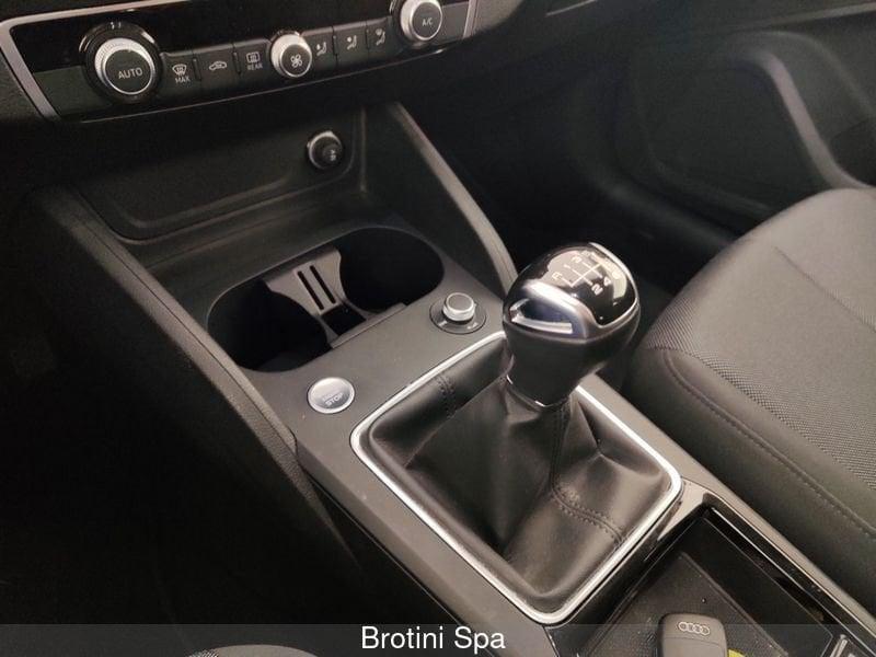 Audi Q2 1.5 35 TFSI IDENTITY BLACK