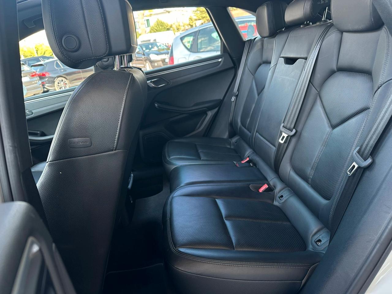 Porsche Macan 2.0