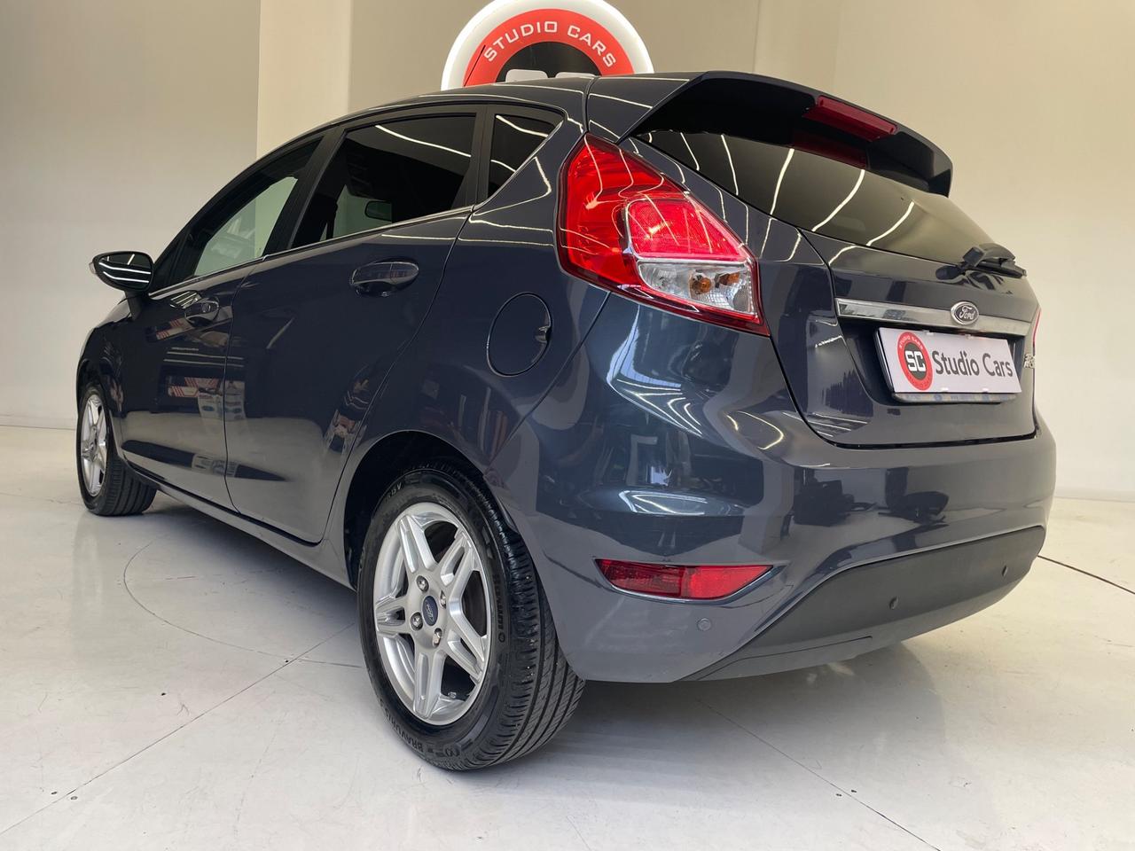 Ford Fiesta 1.5 TDCi 75CV 5 porte Titanium