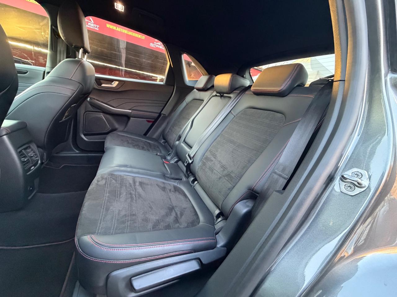 Ford Kuga 2.0 EcoBlue 120CV aut. AWD ST-Line X