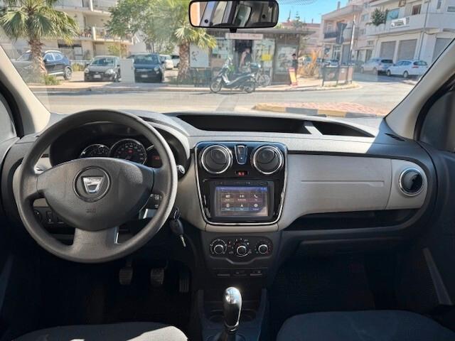 Dacia Dokker 1.5 dCi 8V 90CV Start&Stop Serie Speciale Lauréate Family