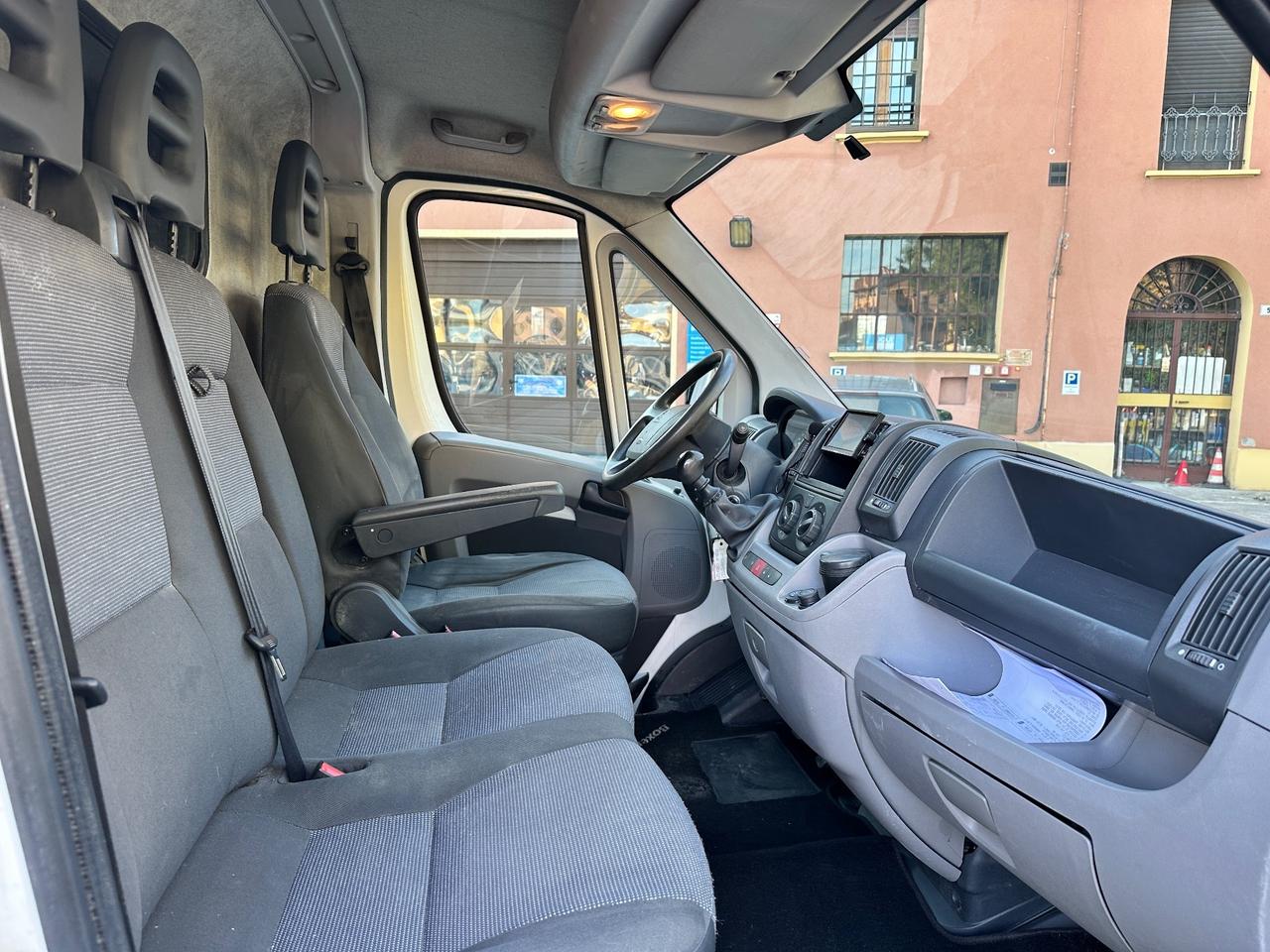 Peugeot Boxer 2.2 HDi autocarro 3 posti Furgone