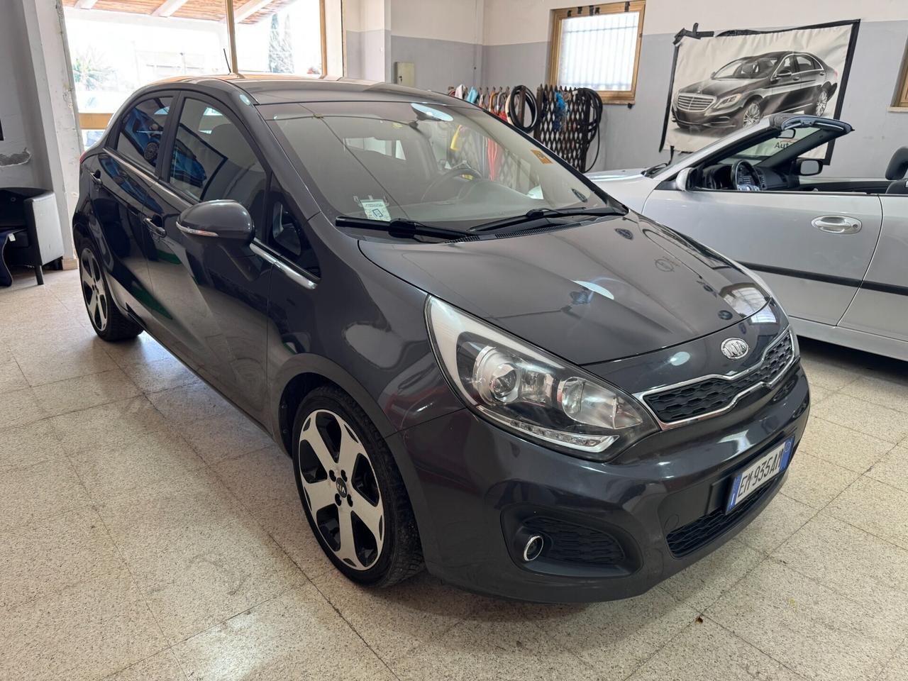 Kia Rio 1.4 CRDi 90 cv. EX PLUS OK NEOPATENTATI