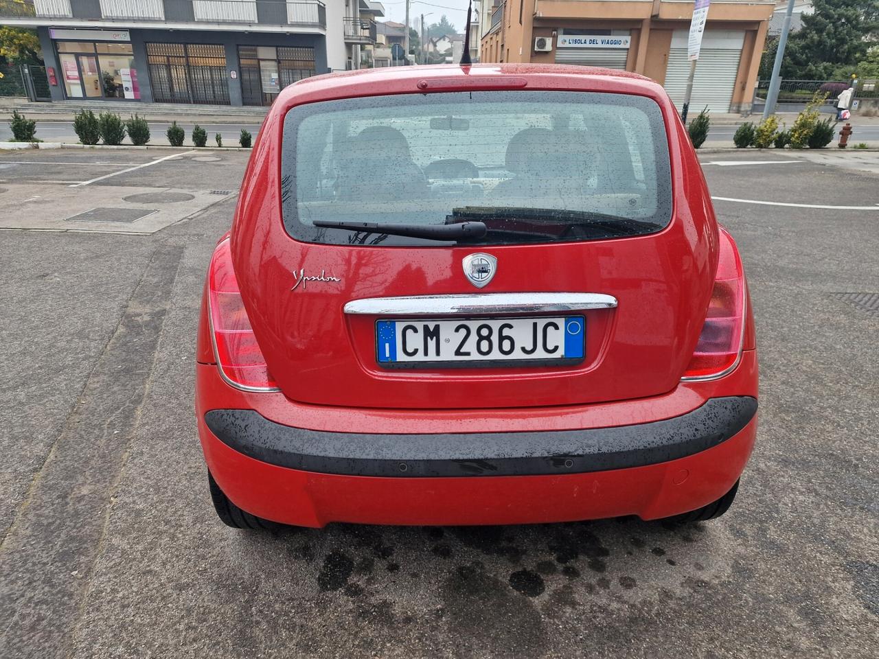 Lancia Ypsilon 1.4 16V Platino