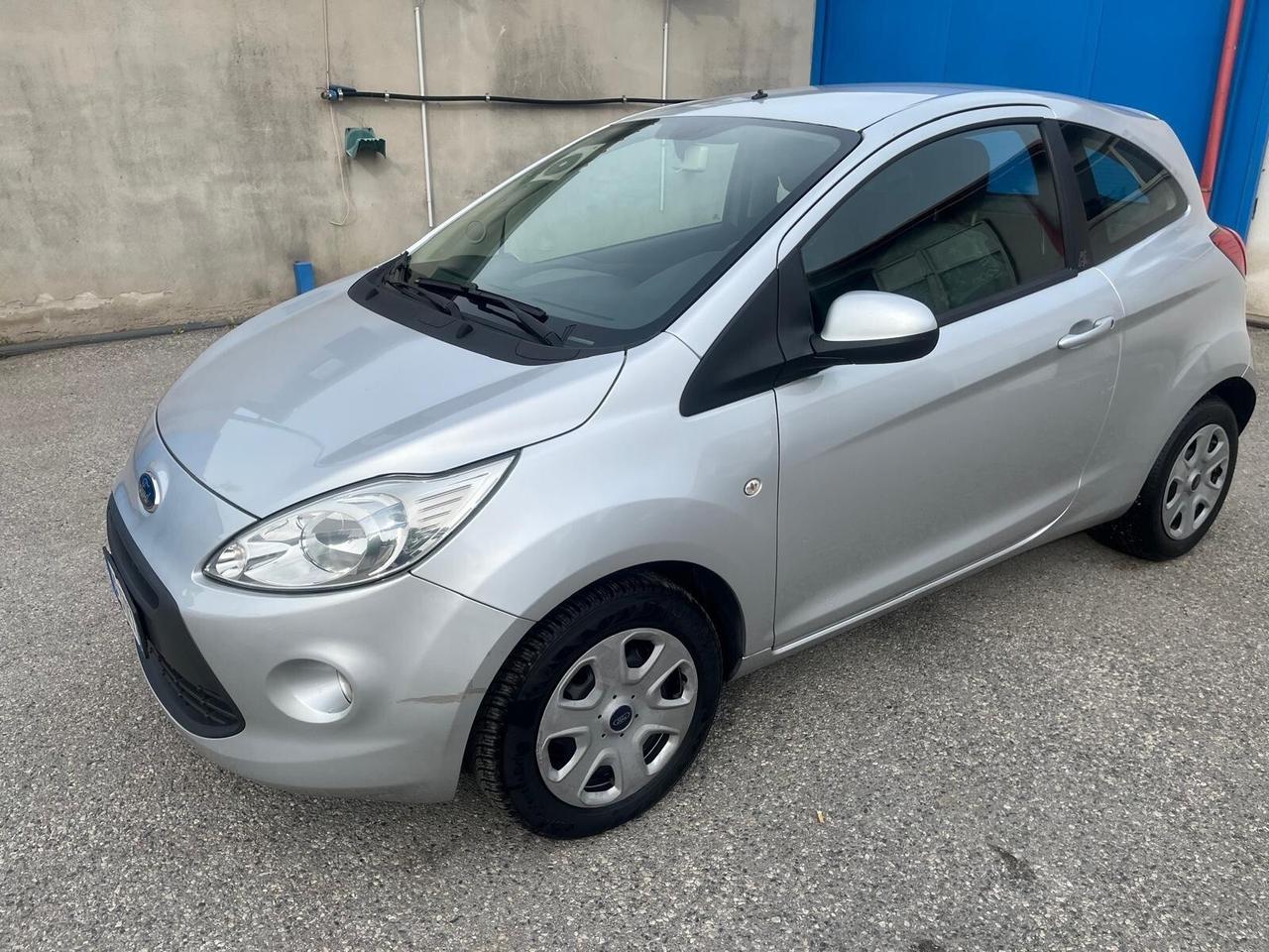 Ford ka 1.2 benz .-full opt-2013