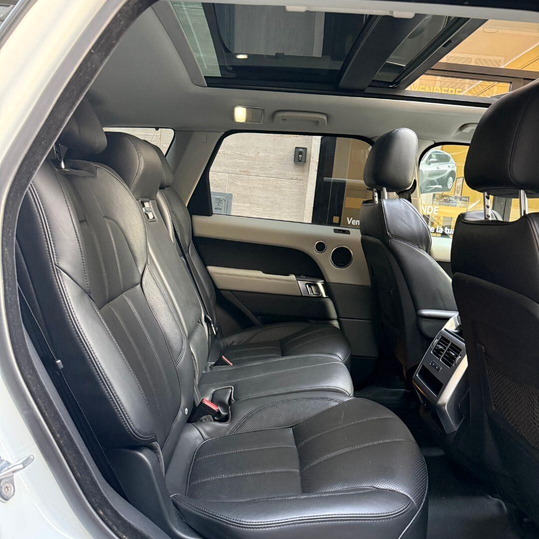 Land Rover Range Sport 3.0 TDV6 SE