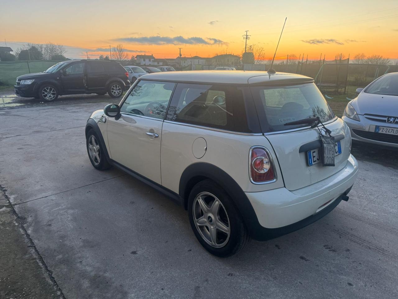 Mini 1.6 16V One (72kW)