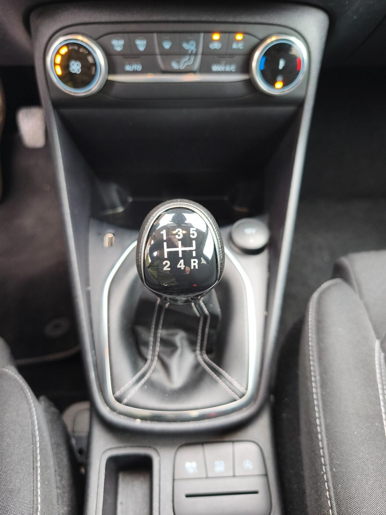 Ford Fiesta 1.1 -75 CV 5 porte Titanium Neopatentato