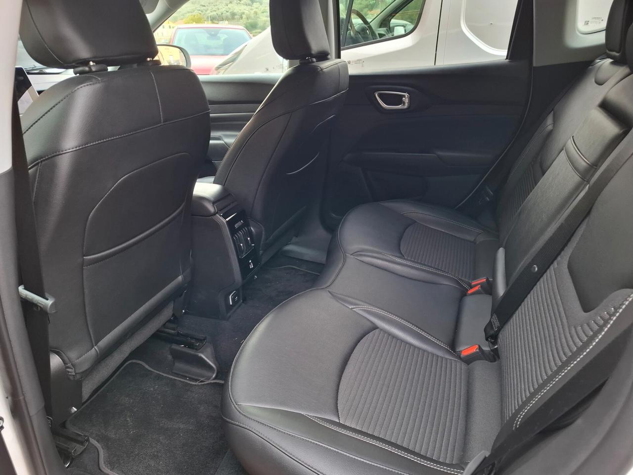 Jeep Compass 1.6 Multijet II 2WD Night Eagle