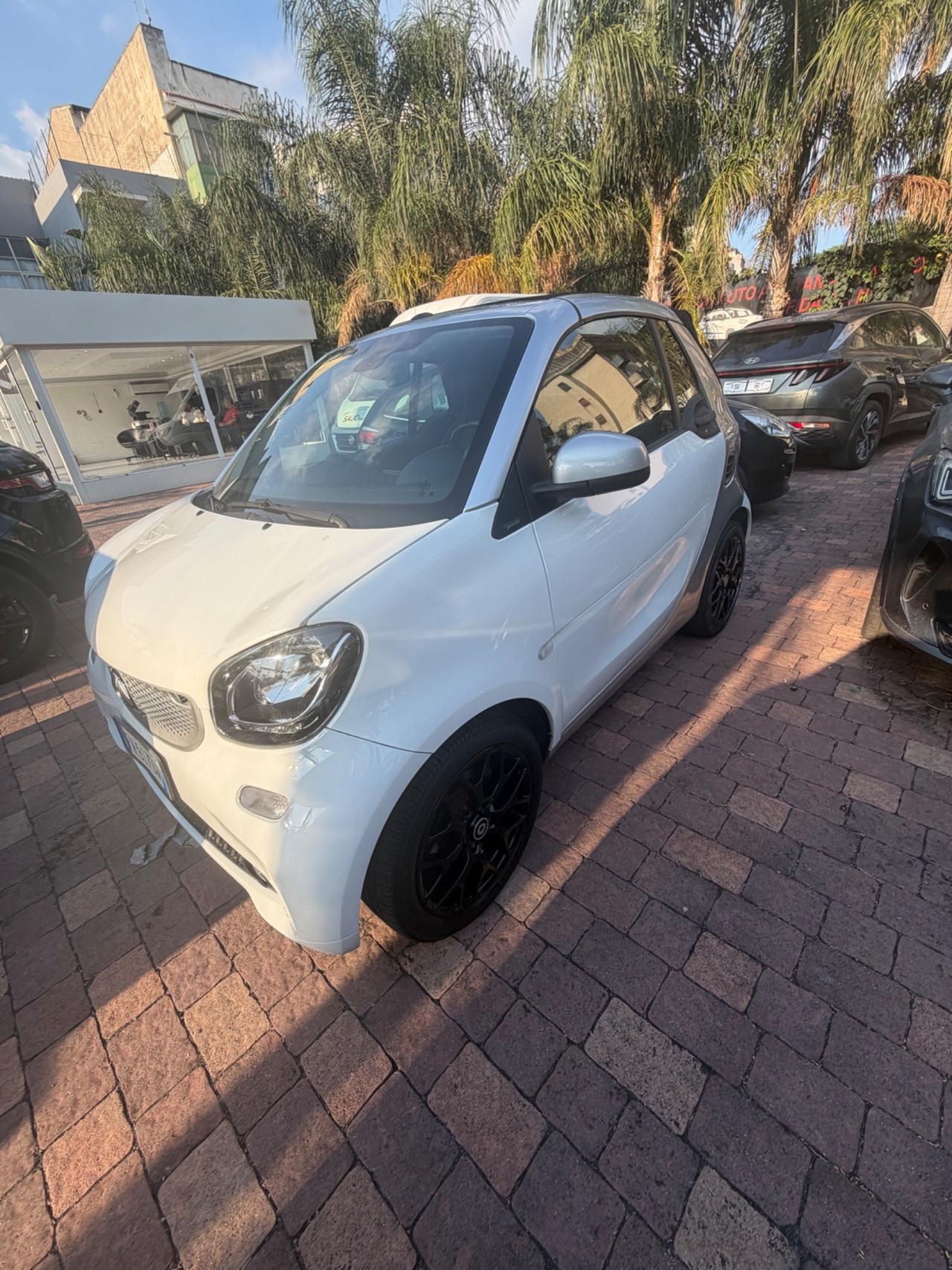 Smart ForTwo 70 1.0 twinamic cabrio Passion prezzo 15500