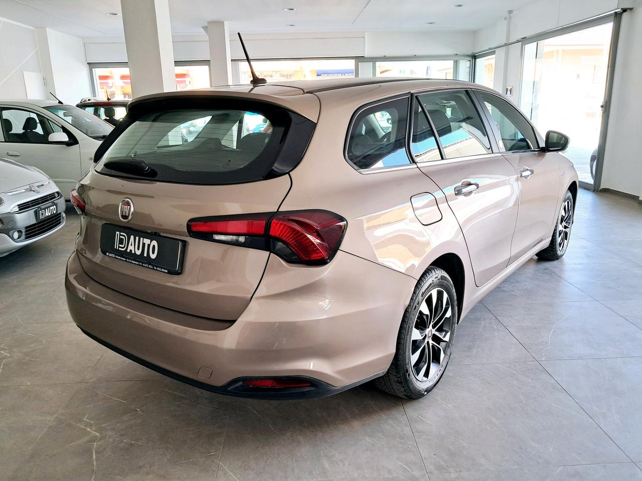 Fiat Tipo 1.6 Mjt S&S SW Mirror