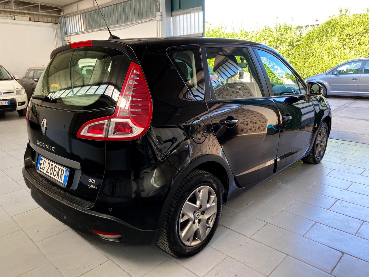 Renault Scenic Scénic X-Mod 1.5 dCi 110CV Luxe