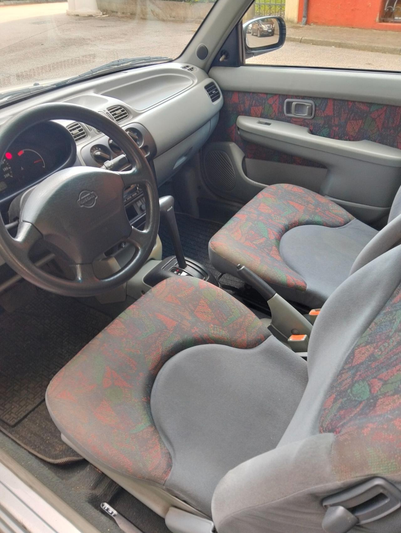 Nissan Micra Automatica