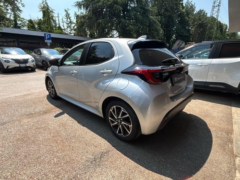 Toyota Yaris Hybrid Lounge MY21