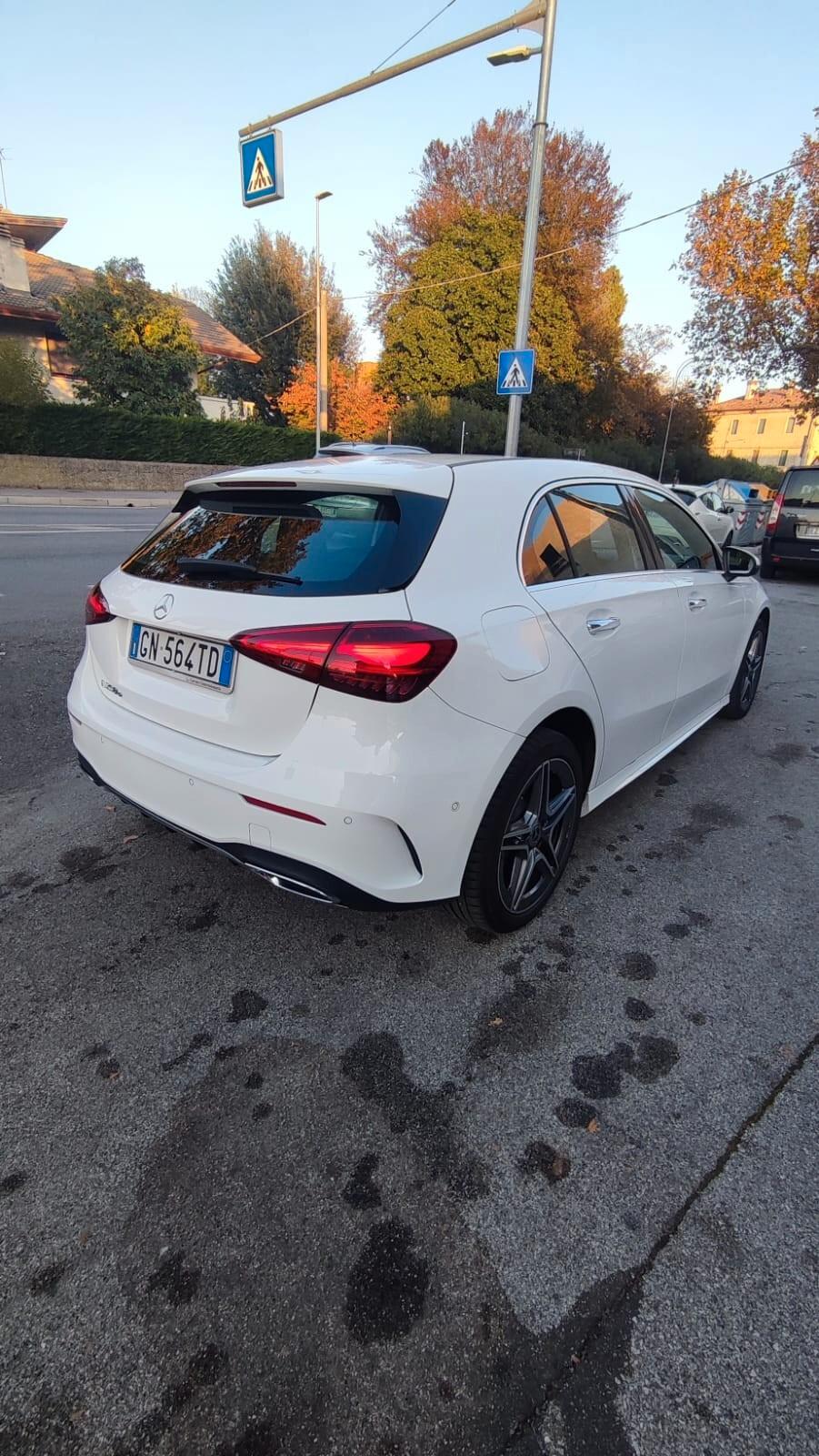 Mercedes-benz A 250 e Automatic Plug-in hybrid Premium