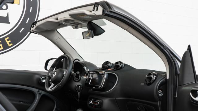 SMART ForTwo 90 0.9 T twinamic cabrio IVA ESPOSTA