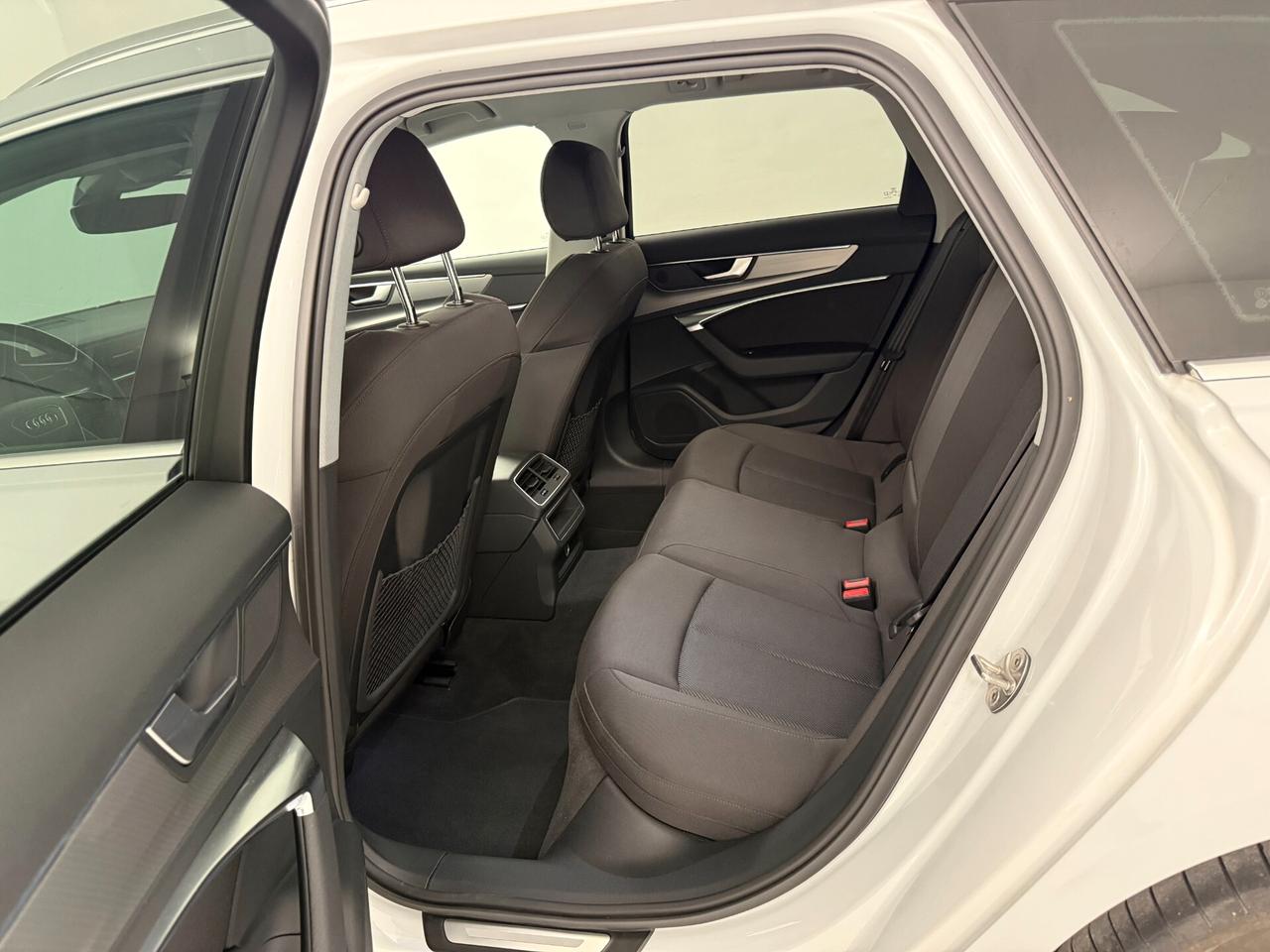 Audi A6 Avant 40 2.0 TDI S tronic Business Sport