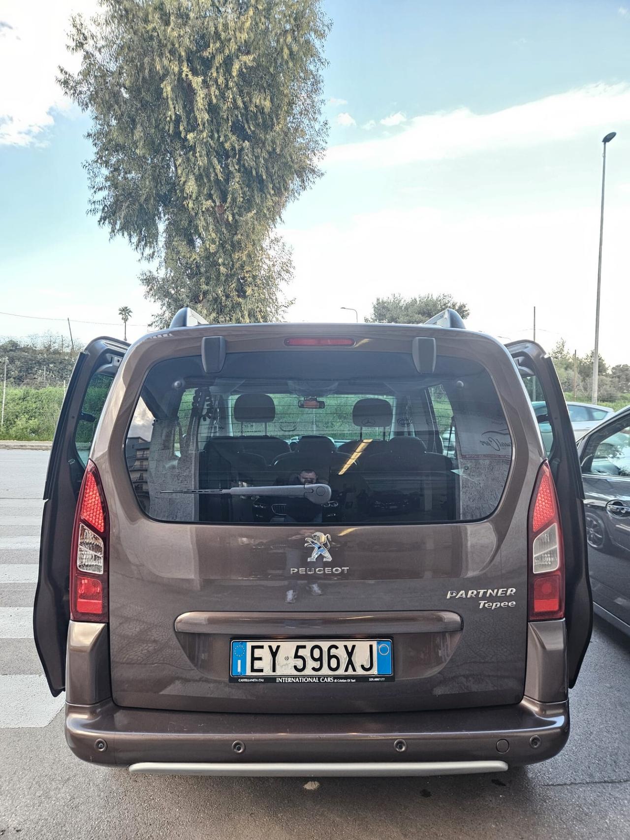 PEUGEOT PARTNER Tepee 1.6 HDi 92cv Outdoor