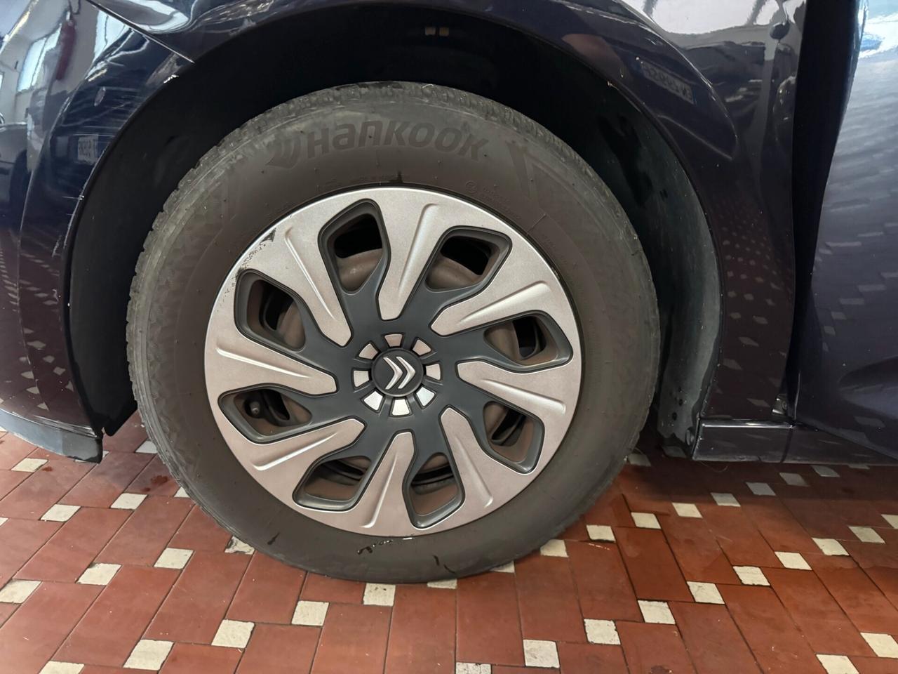 Citroen C3 1.2 PureTech 82 Exclusive - IDEALE PER NEOPATENTATI