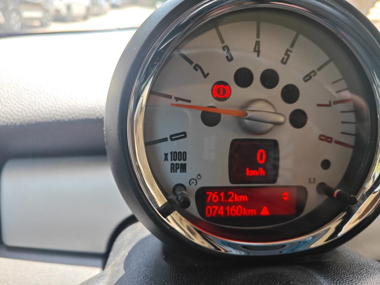 Mini 1.6 16V One (55kW)