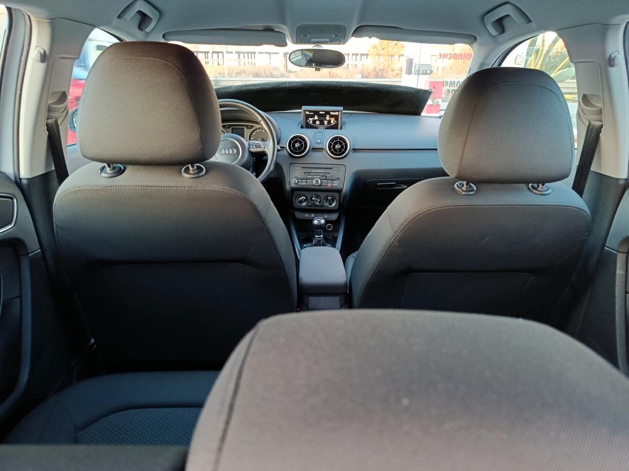 Audi A1 SPB 1.6 TDI Attraction 2014