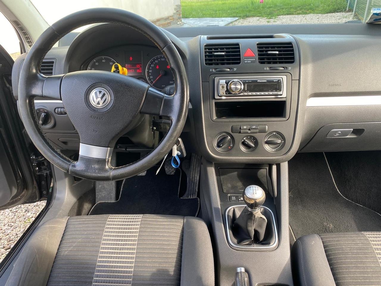 Volkswagen Golf 1.6 5p. Comfortline