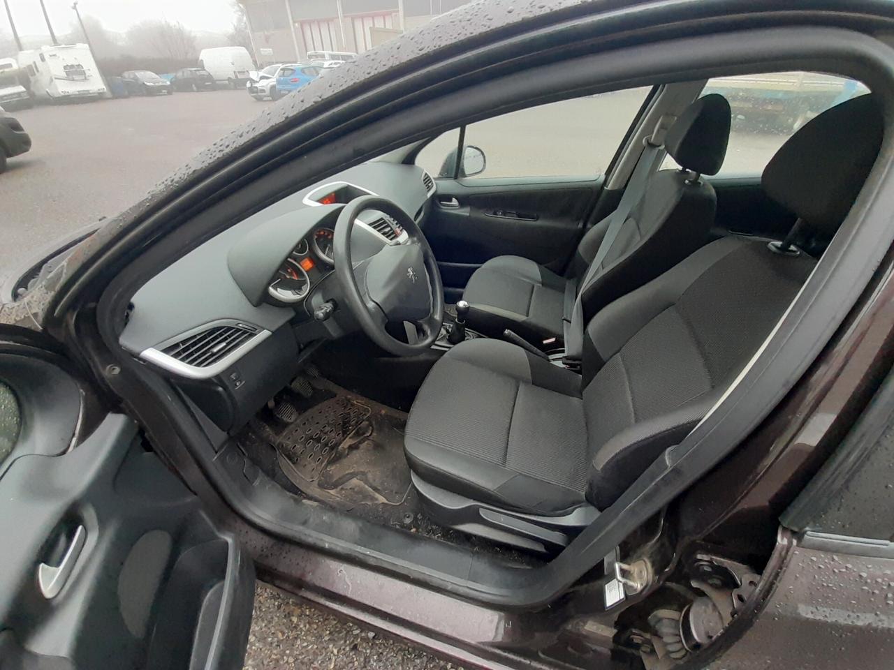 Peugeot 207 1.4 8V 75CV 3p. Energie