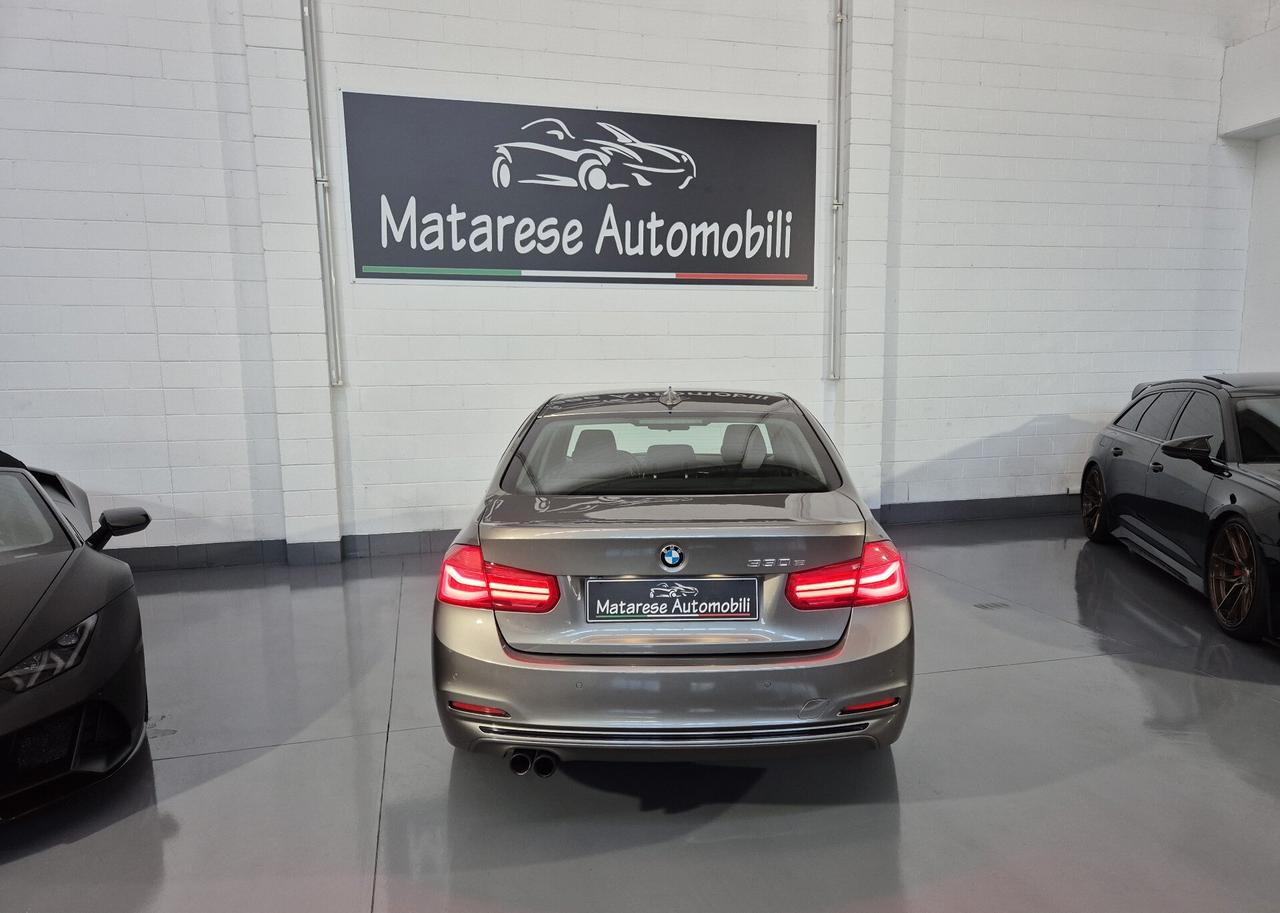 BMW 330e iPerformance Plug-in Hybrid Finanziabile Garanzi