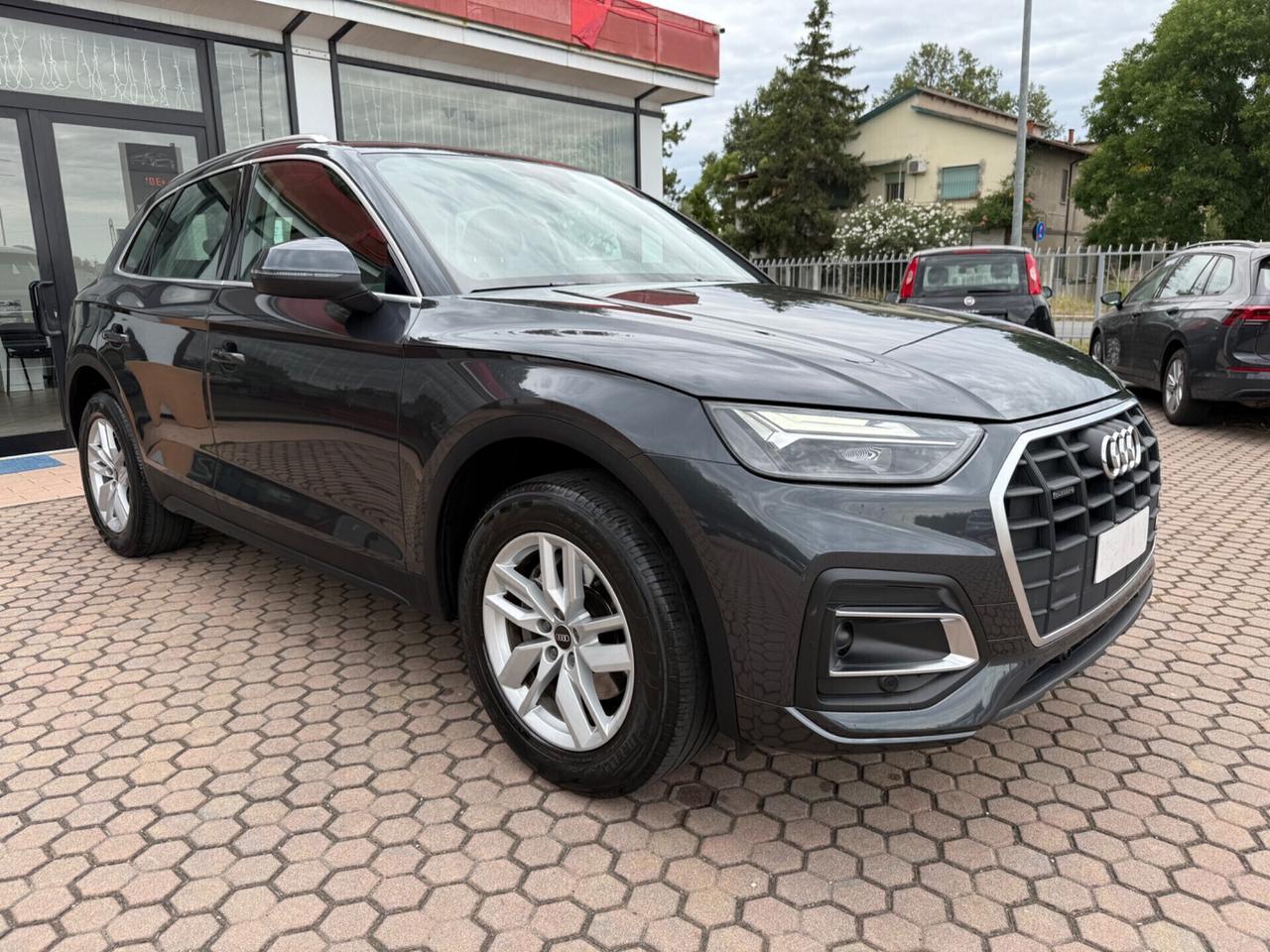 Audi Q5 40 TDI S tronic Business