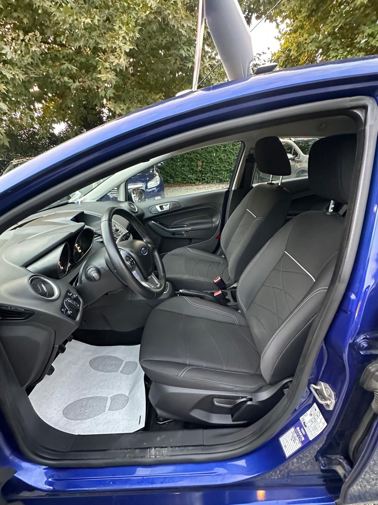 Ford Fiesta 1.2 60CV 5 porte Titanium