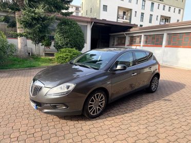 Lancia Delta 1.6 MJT DPF Selectronic Oro
