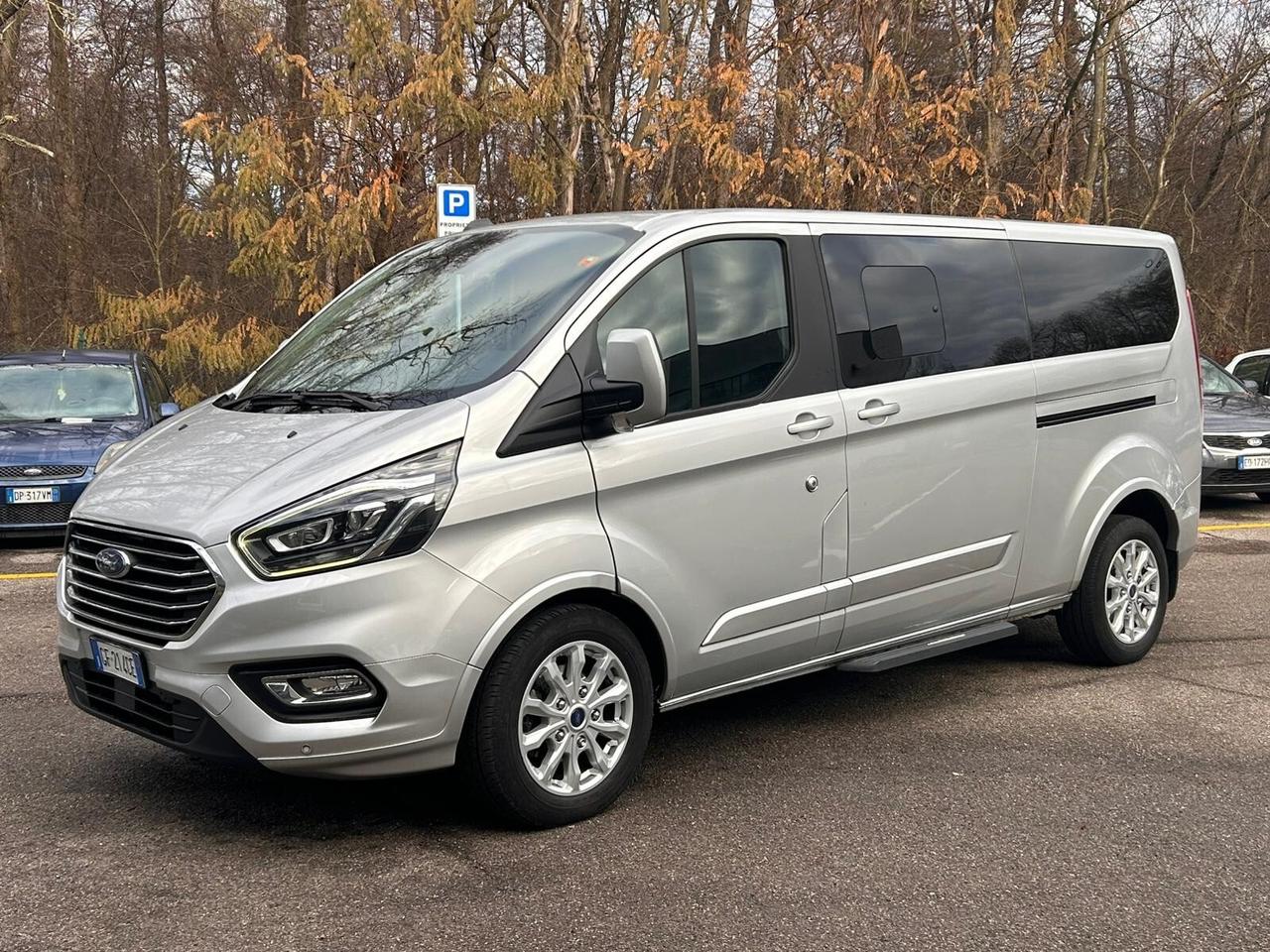 Ford Tourneo Custom 320 2.0 EcoBlue 185 CV Automatic Titanium L2 | 9 Posti | Navi | Clima | Telecamera