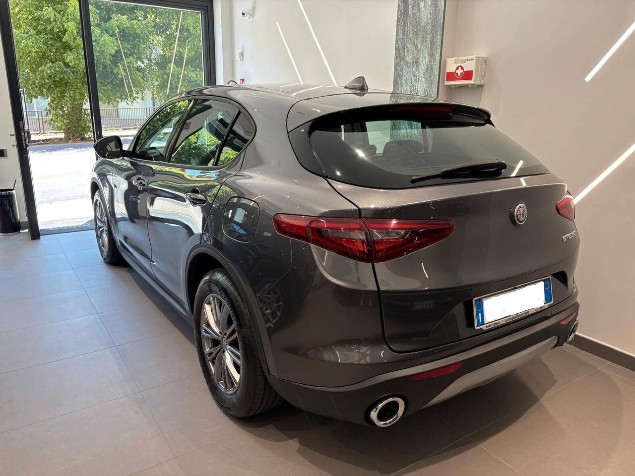 Alfa Romeo Stelvio 2.2 AT8 RWD Business 160cv - 2021