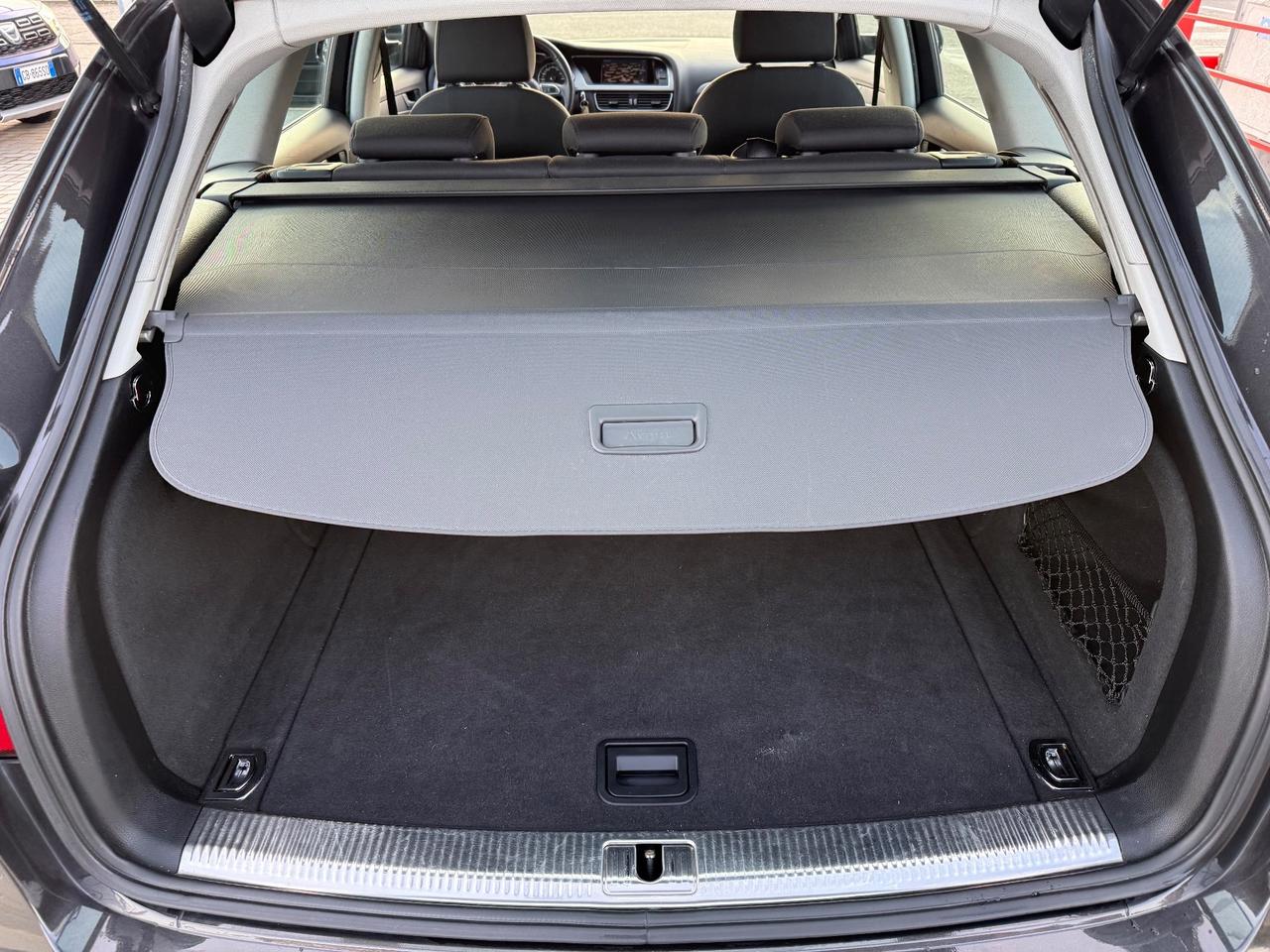 Audi A4 Avant 2.0 TDI 177CV quattro S-LINE Plus